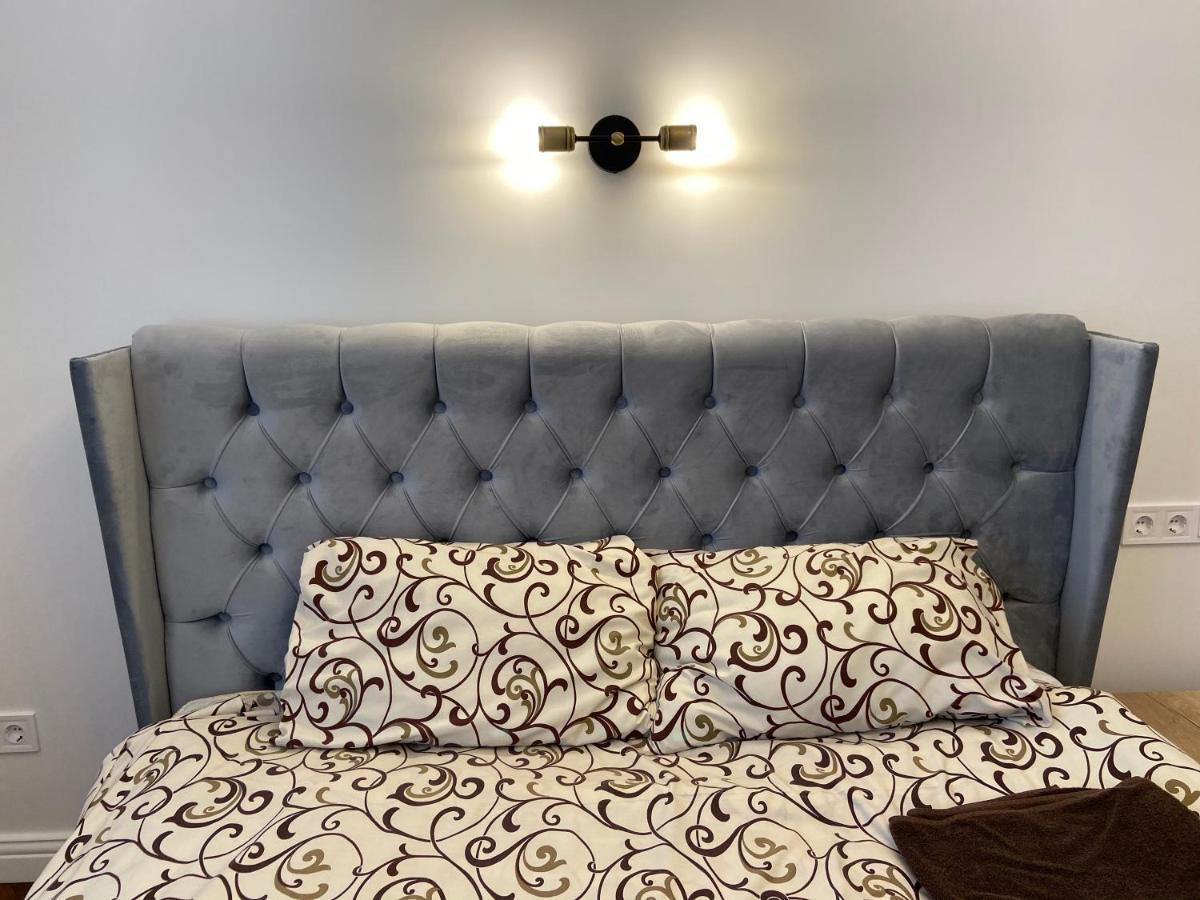 Friends House- Сучасні Апартаменти В Центрі Львова Dış mekan fotoğraf